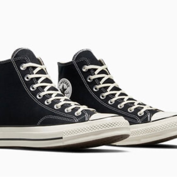 ❌SOLD❌ 👀NWT👀 Converse Chuck Taylor
All Star High-Top Classic Sneakers - Picture 4 of 15